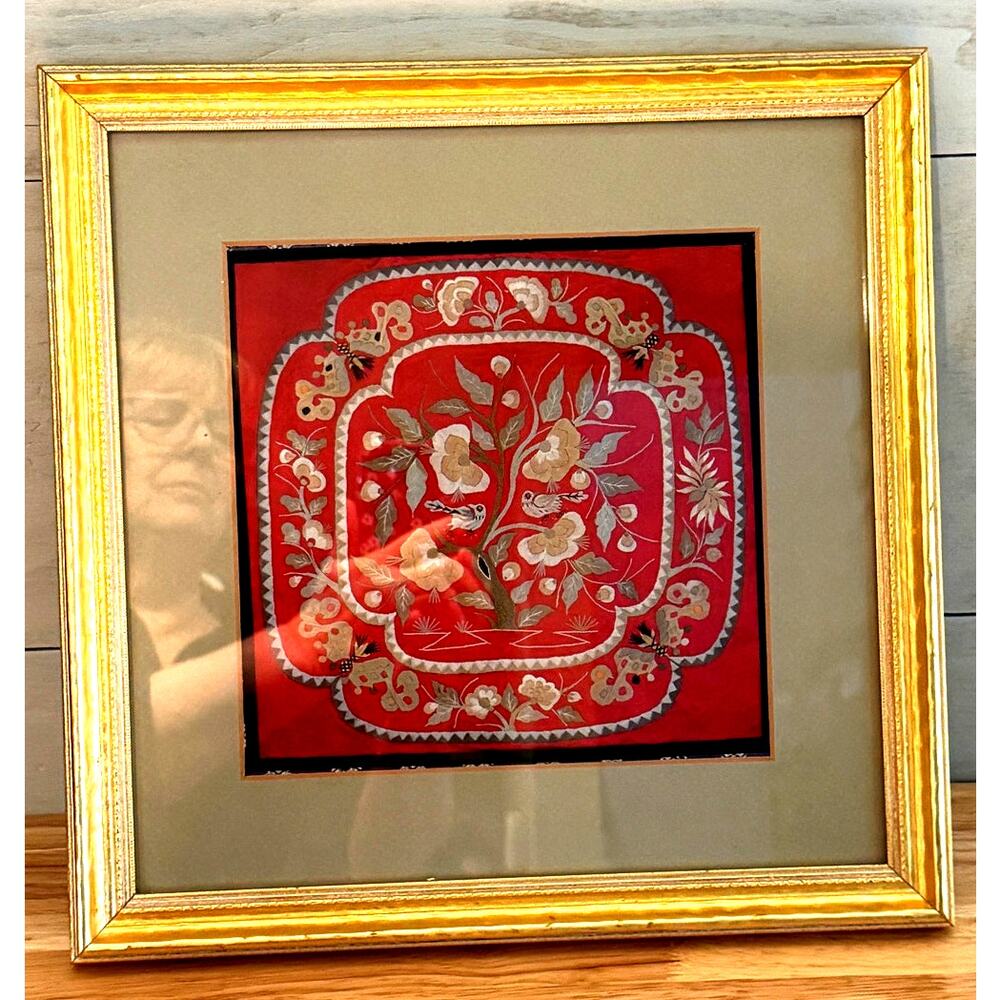 Chinese Silk Embroidered Textile Tapestry Mid-20th Century Framed